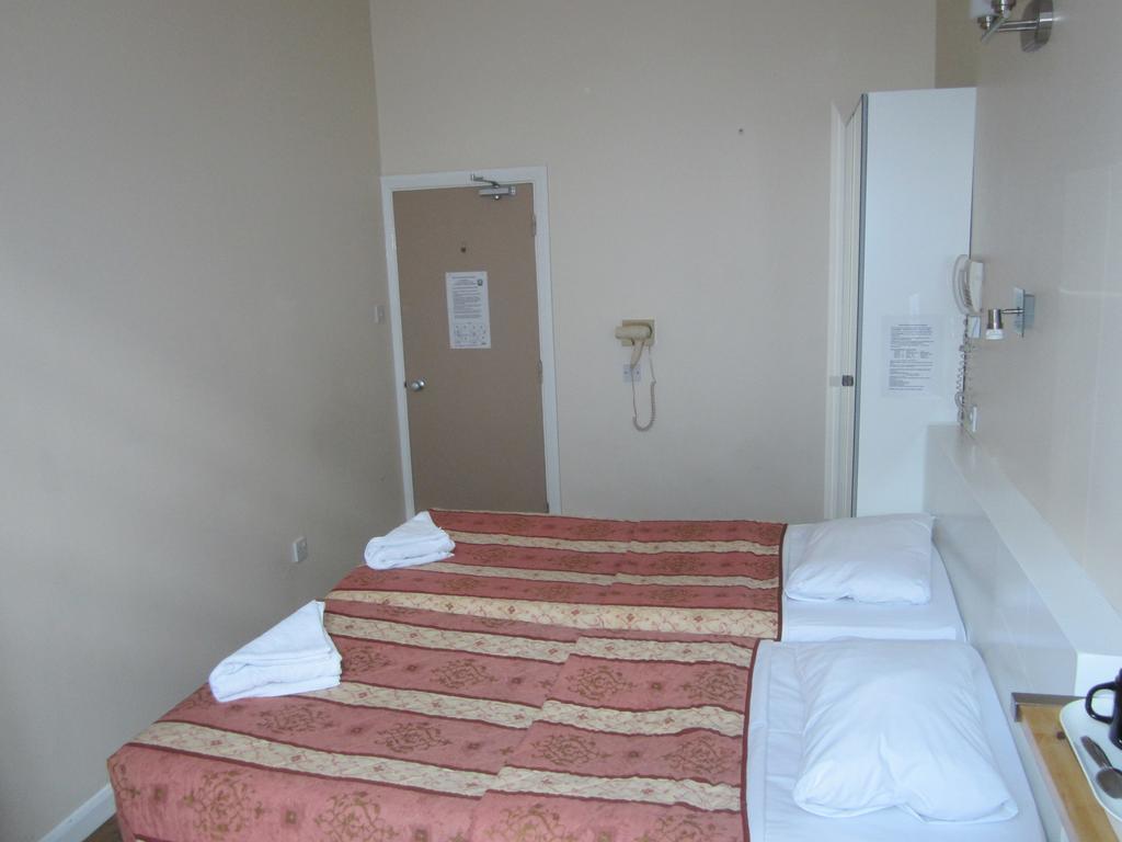 Ruskin Hotel London Room photo